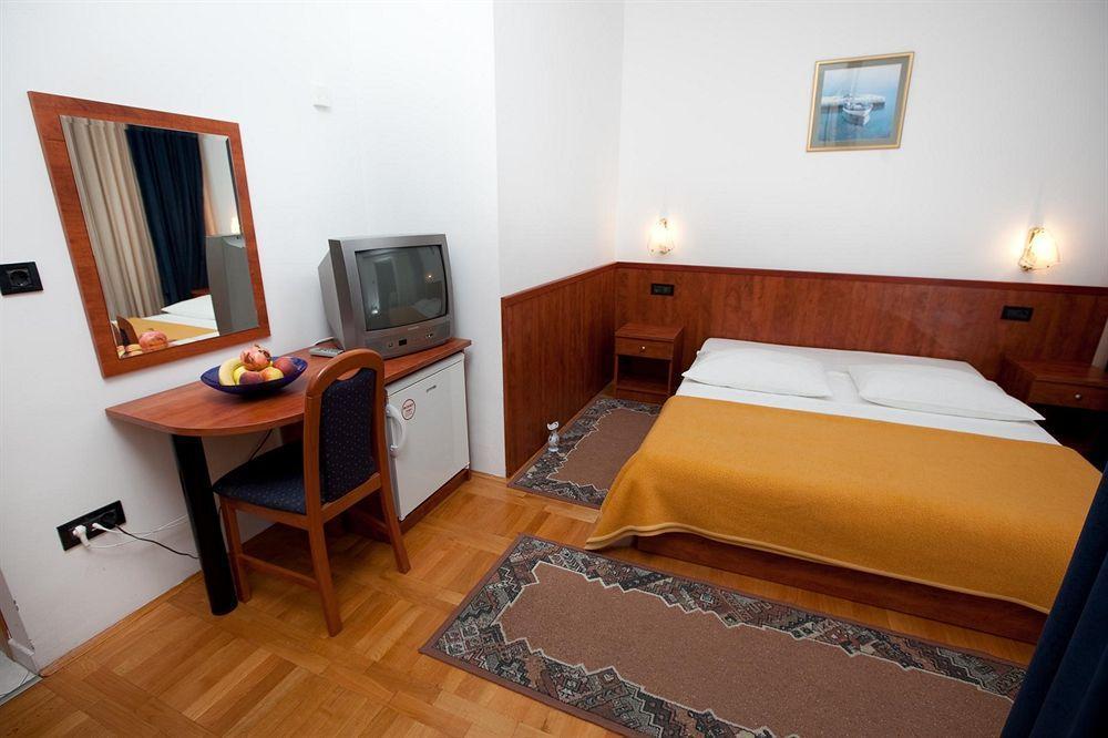 Villa Vinka Tučepi Exterior foto