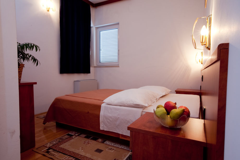 Villa Vinka Tučepi Exterior foto